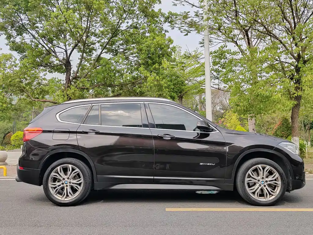 BMW X1 2018 — фото 16