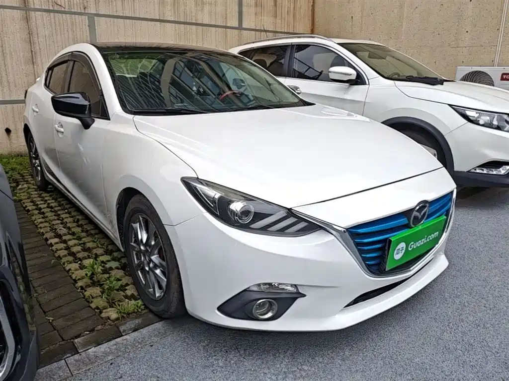Mazda 3 Axela 2016 — фото 4
