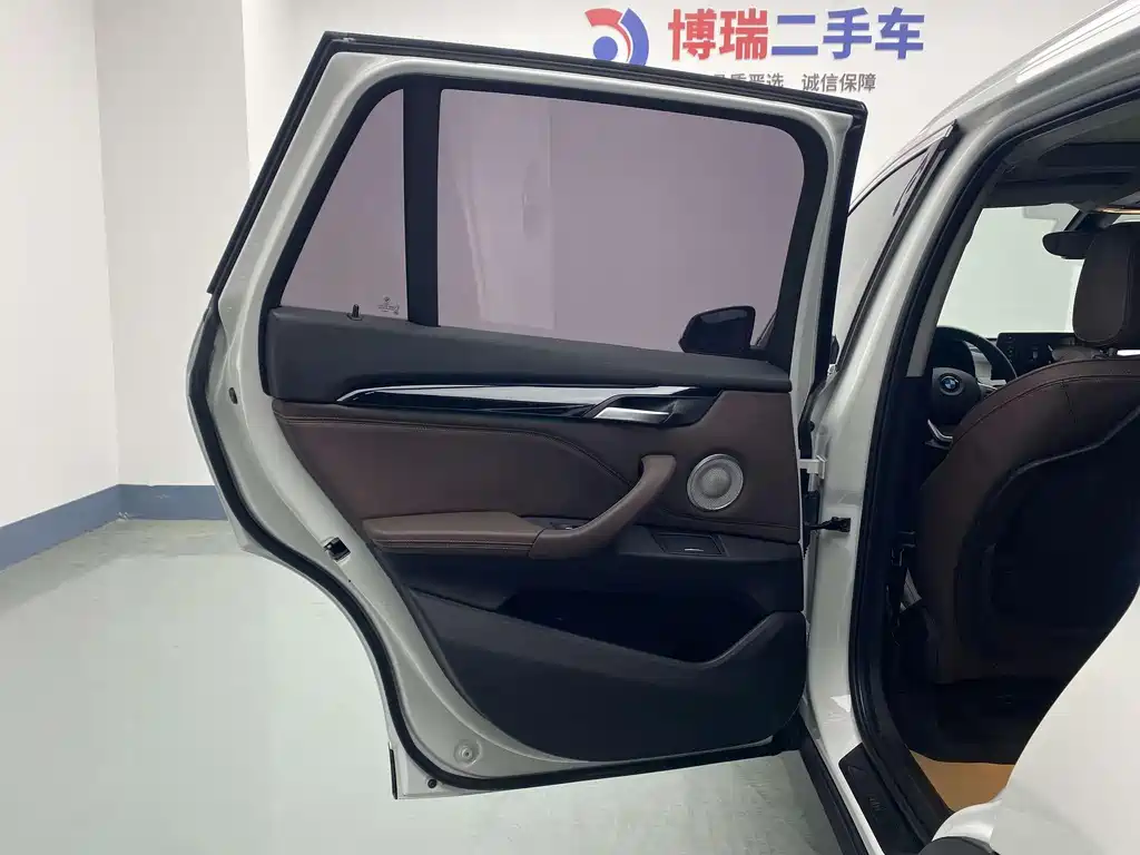 BMW X1 2021 — фото 18