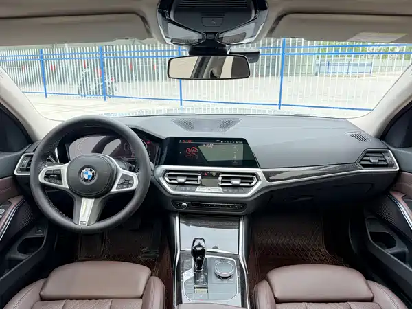 BMW 3 Series 2022