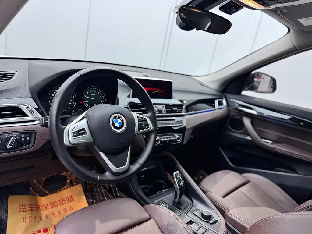 BMW X1 2020 — фото 8