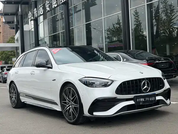 Mercedes-Benz C-Class AMG 2025