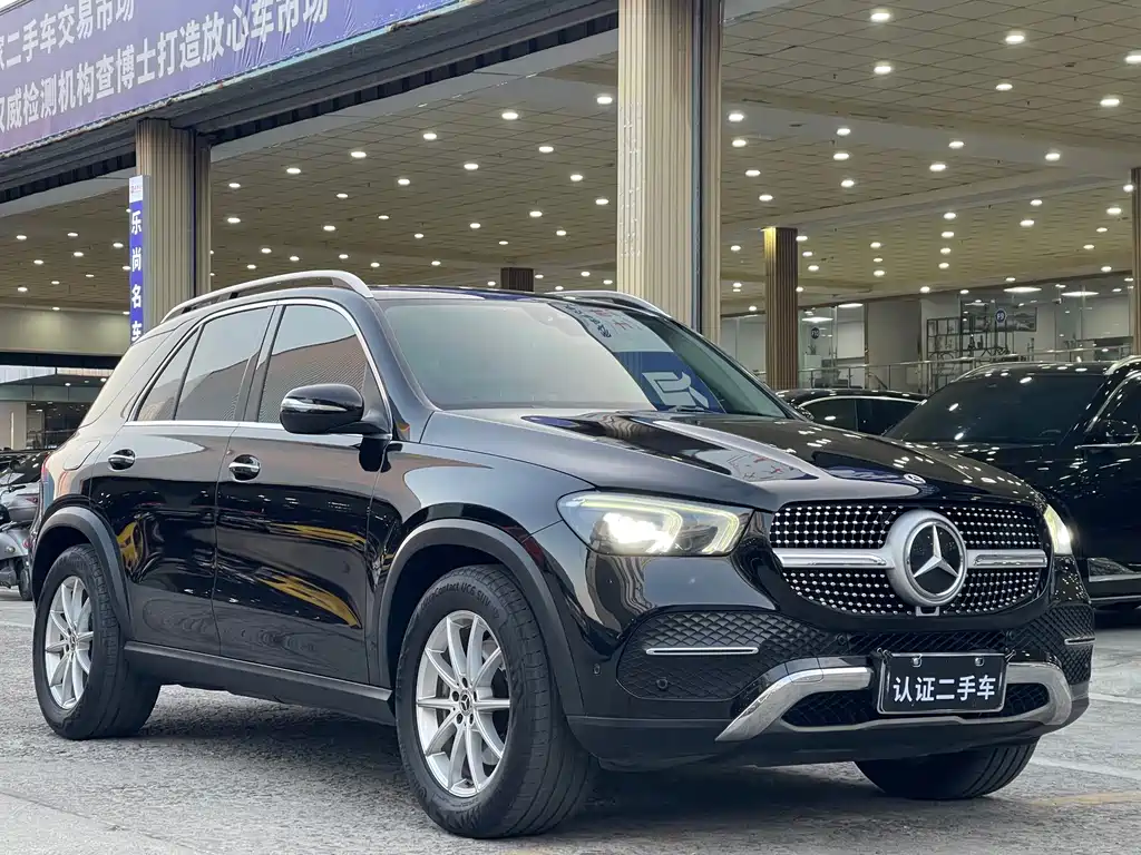 Mercedes-Benz GLE 2021 — фото 3