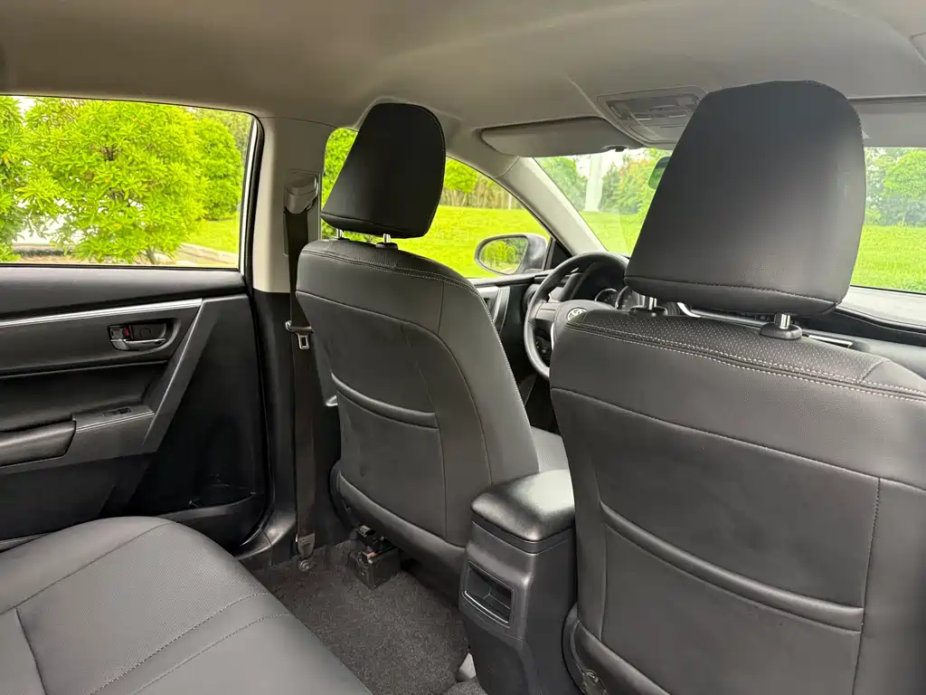 Toyota Corolla 2017 — фото 16