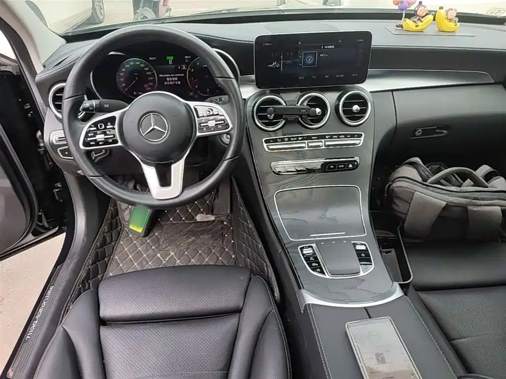 Mercedes-Benz C-Class 2019 — фото 10