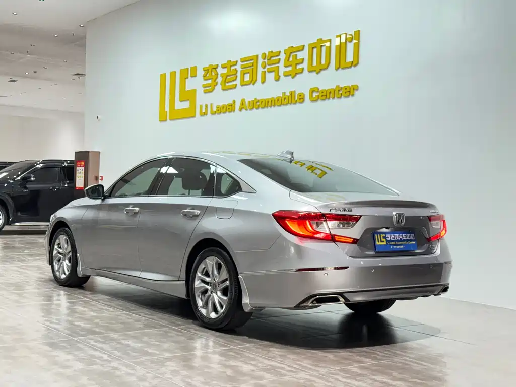 Honda Accord 2019 — фото 3