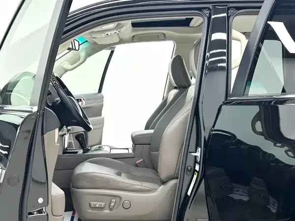 Lexus GX 2012
