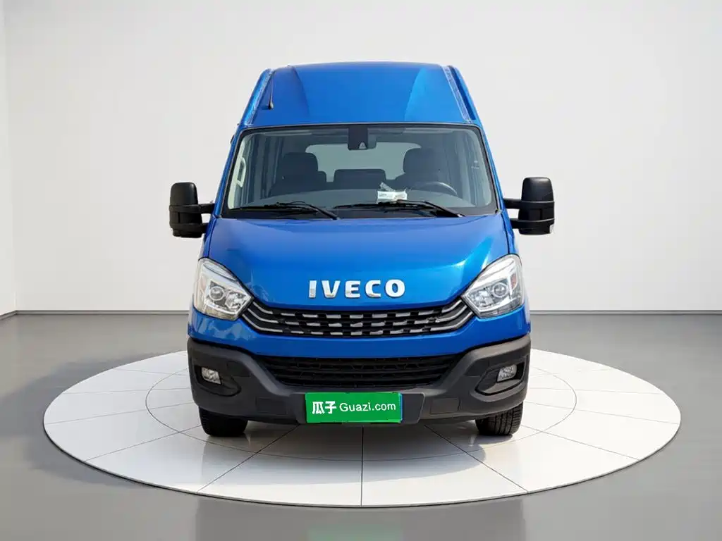 IVECO Ousheng 2021 — фото 24