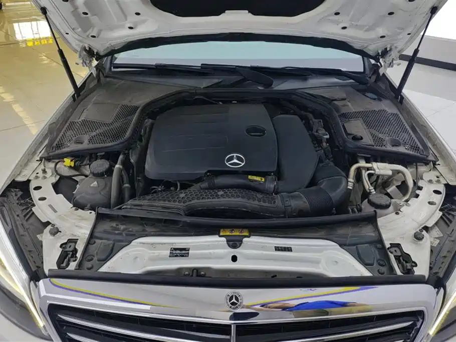 Mercedes-Benz C-Class 2019 — фото 10
