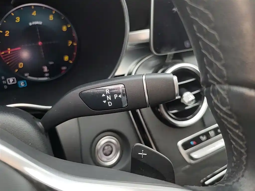 Mercedes-Benz C-Class 2019 — фото 14