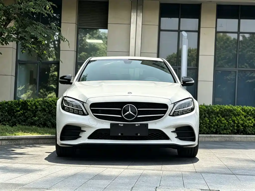 Mercedes-Benz C-Class 2020 — фото 2