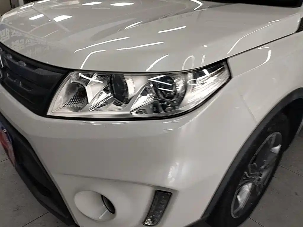 Suzuki Vitara 2017 — фото 24