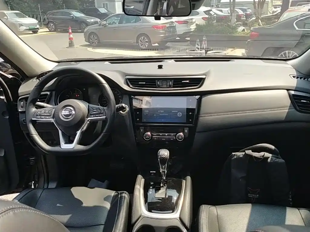 Nissan X-Trail 2019 — фото 10