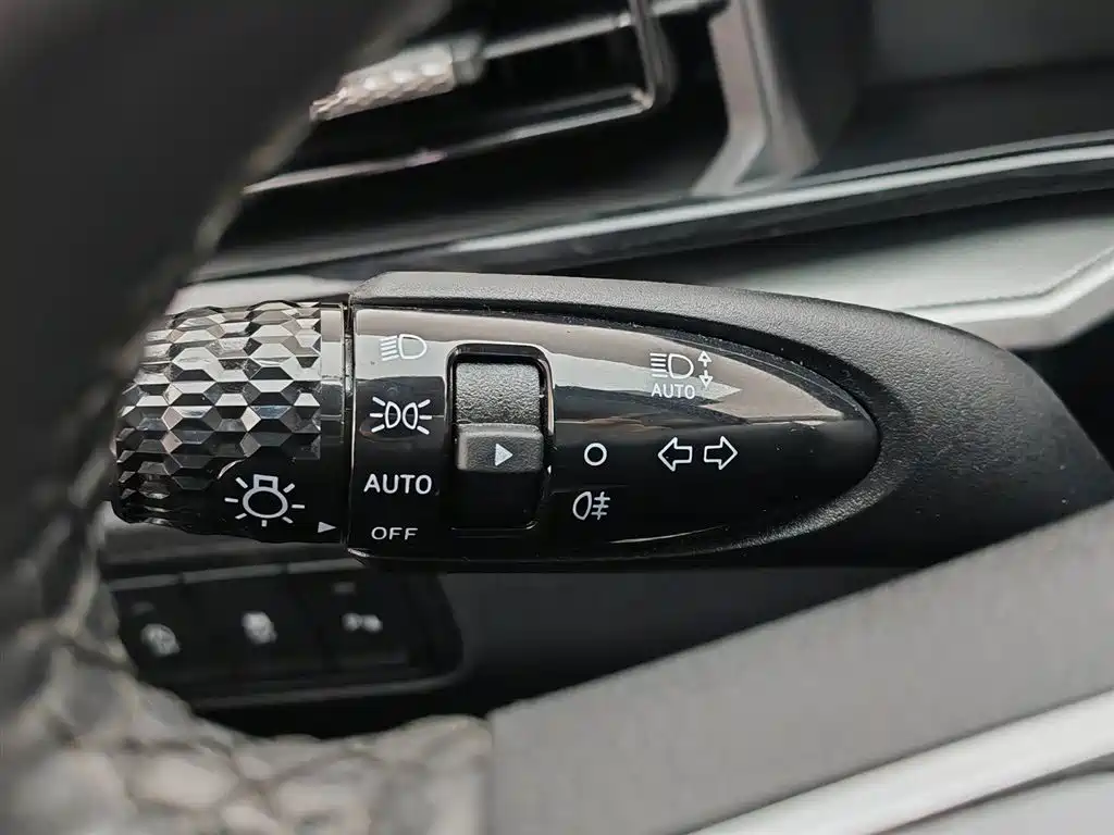 Hyundai Custo 2025 — фото 21