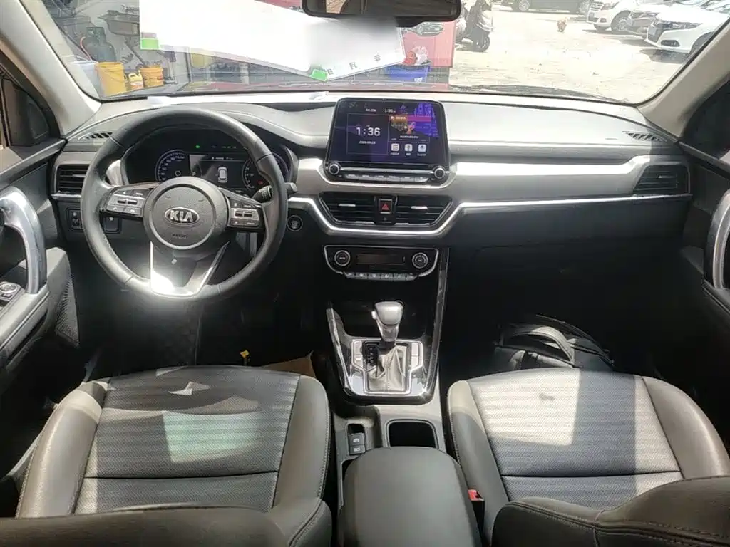 Kia Sportage 2021 — фото 10