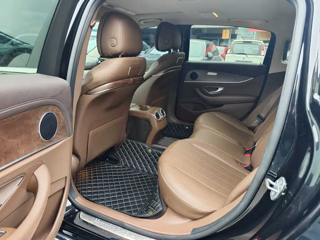 Mercedes-Benz E-Class 2019