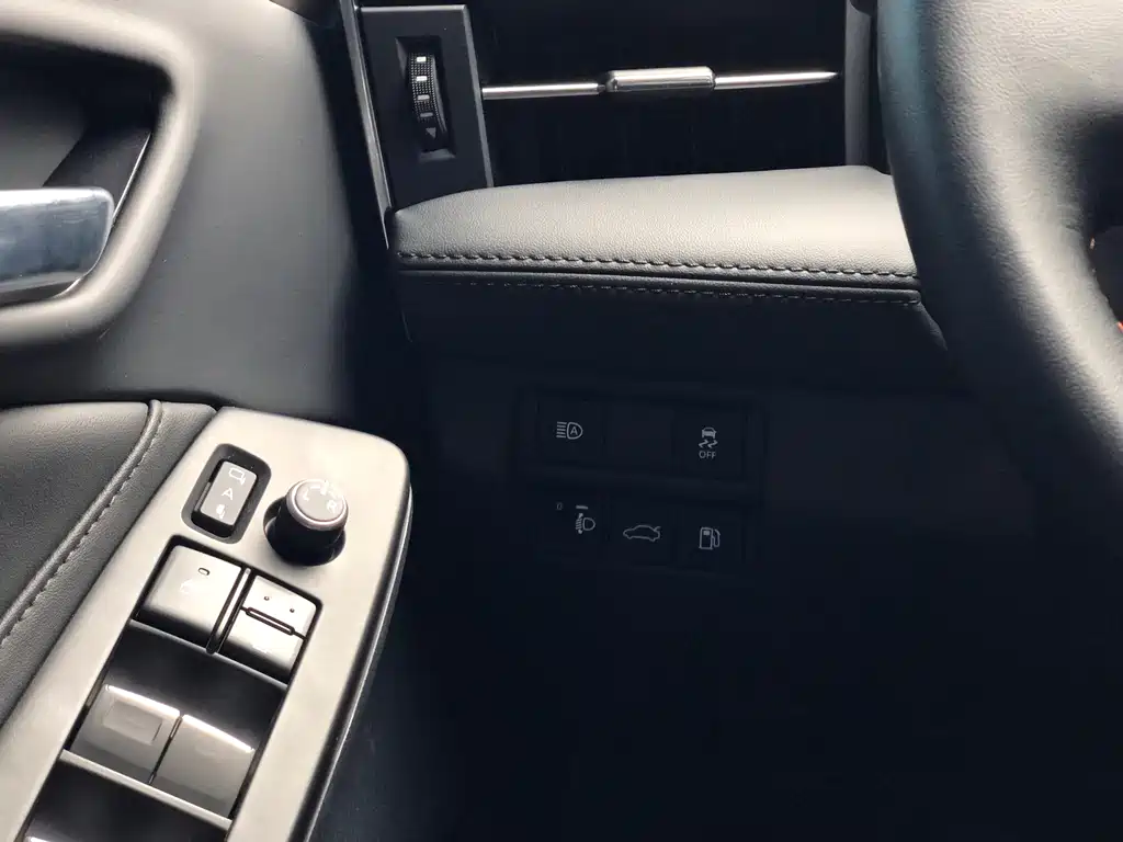 Toyota Avalon 2025 — фото 16