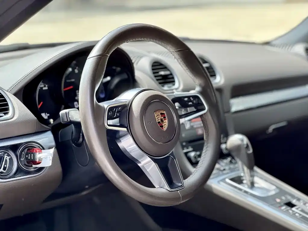 Porsche 718 2018 — фото 7