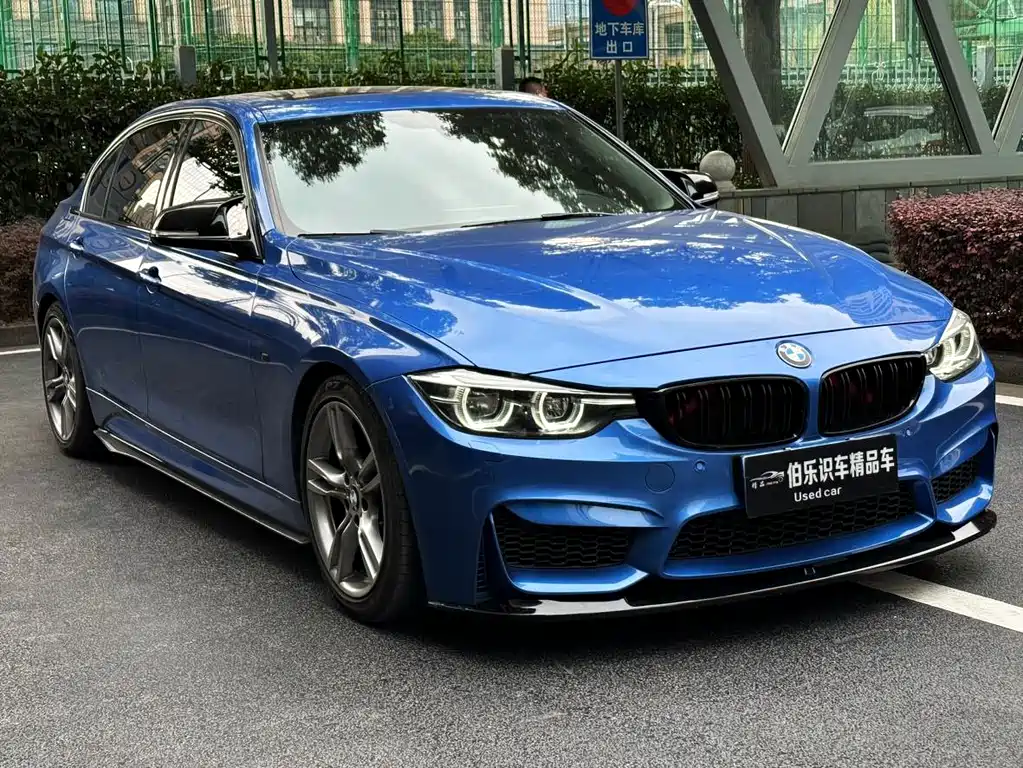 BMW 3 Series 2018 — фото 3