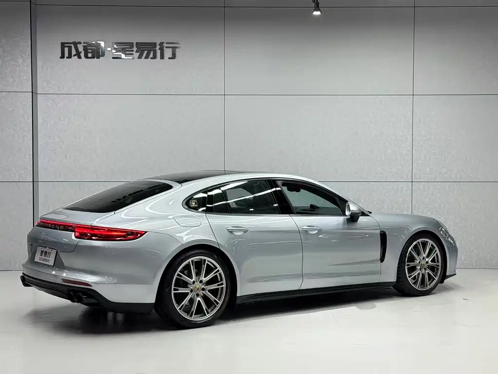 Porsche Panamera 2020 — фото 5