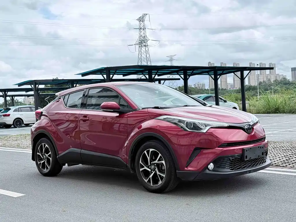 Toyota C-HR 2020 — фото 3