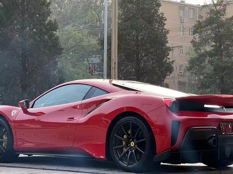 Ferrari 488 2019 — фото 7