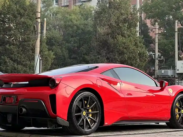 Ferrari 488 2019 — фото 9