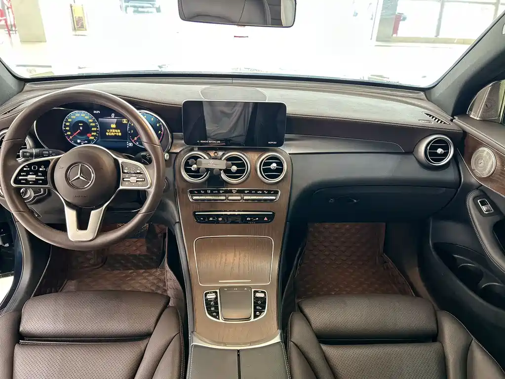 Mercedes-Benz GLC 2022 — фото 11