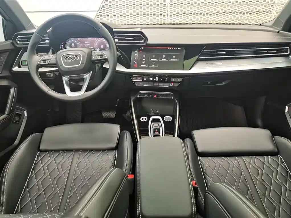 Audi A3 2026 — фото 12