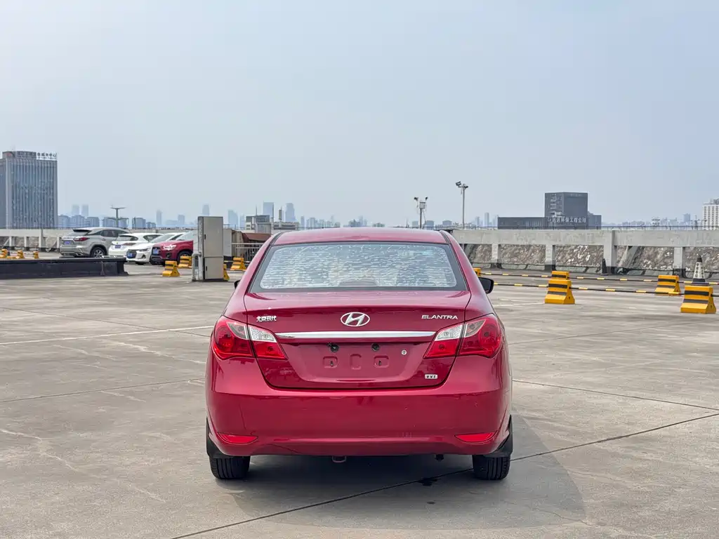 Hyundai Joyful 2011
