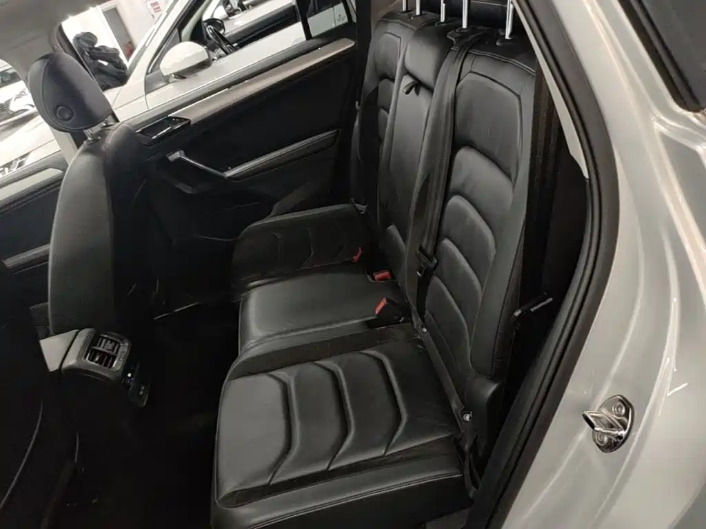 Volkswagen Tiguan L 2018 — фото 17