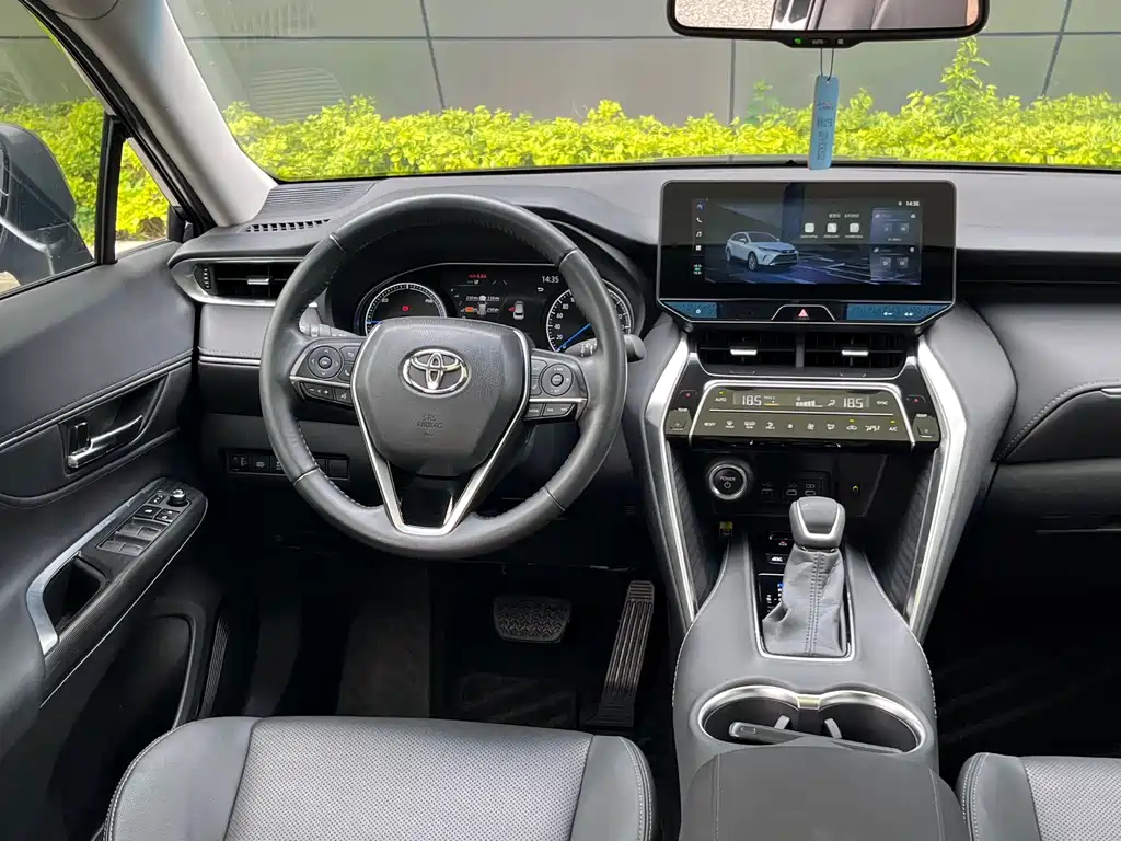 Toyota Harrier 2023 — фото 25