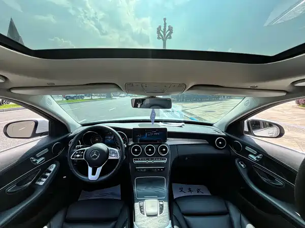 Mercedes-Benz C-Class 2019