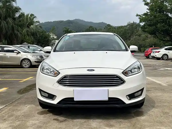 Ford Focus 2015