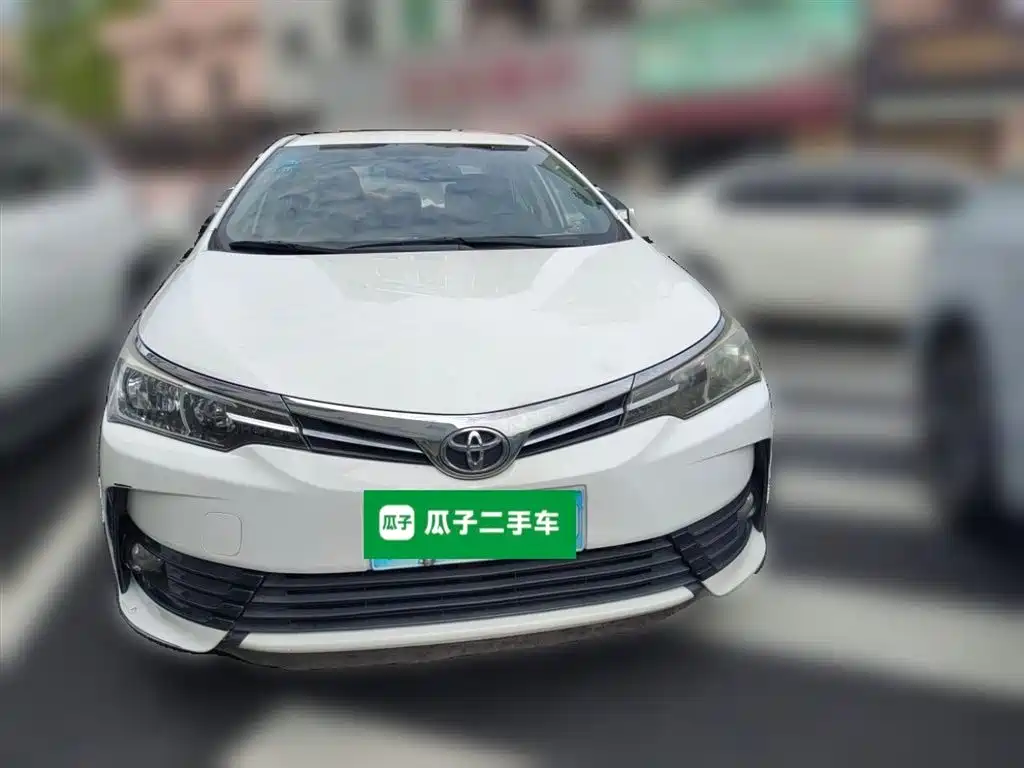 Toyota Corolla 2017 — фото 24