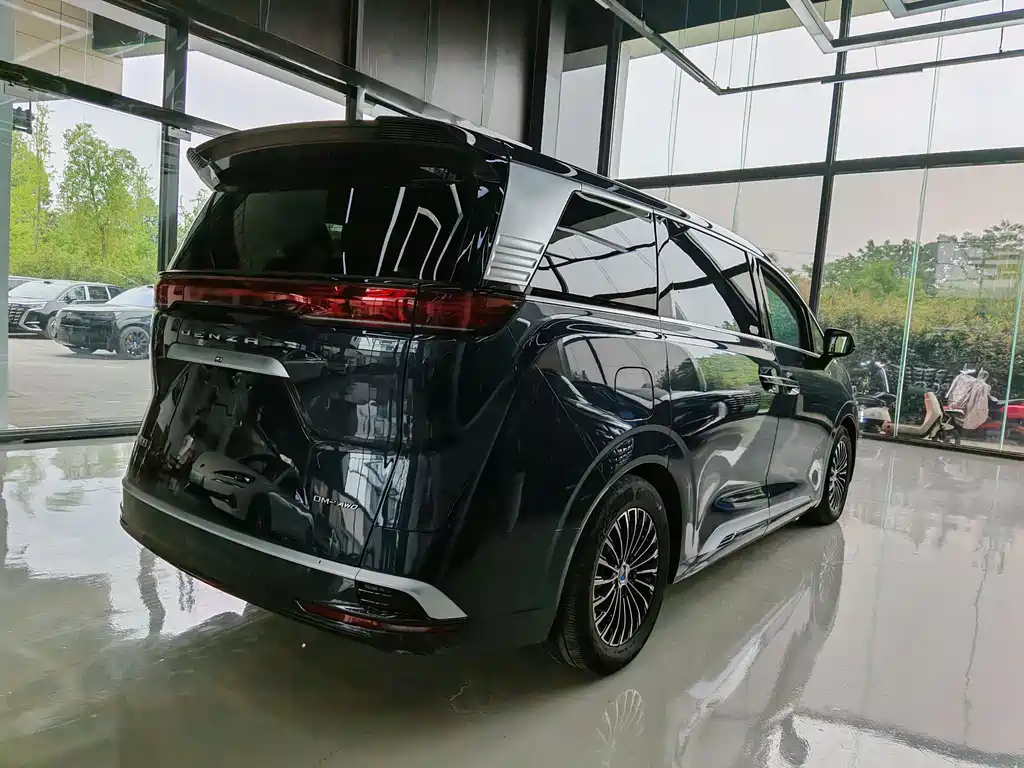 Denza D9 2023 — фото 13