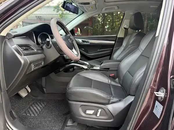 Zotye SR7 2018