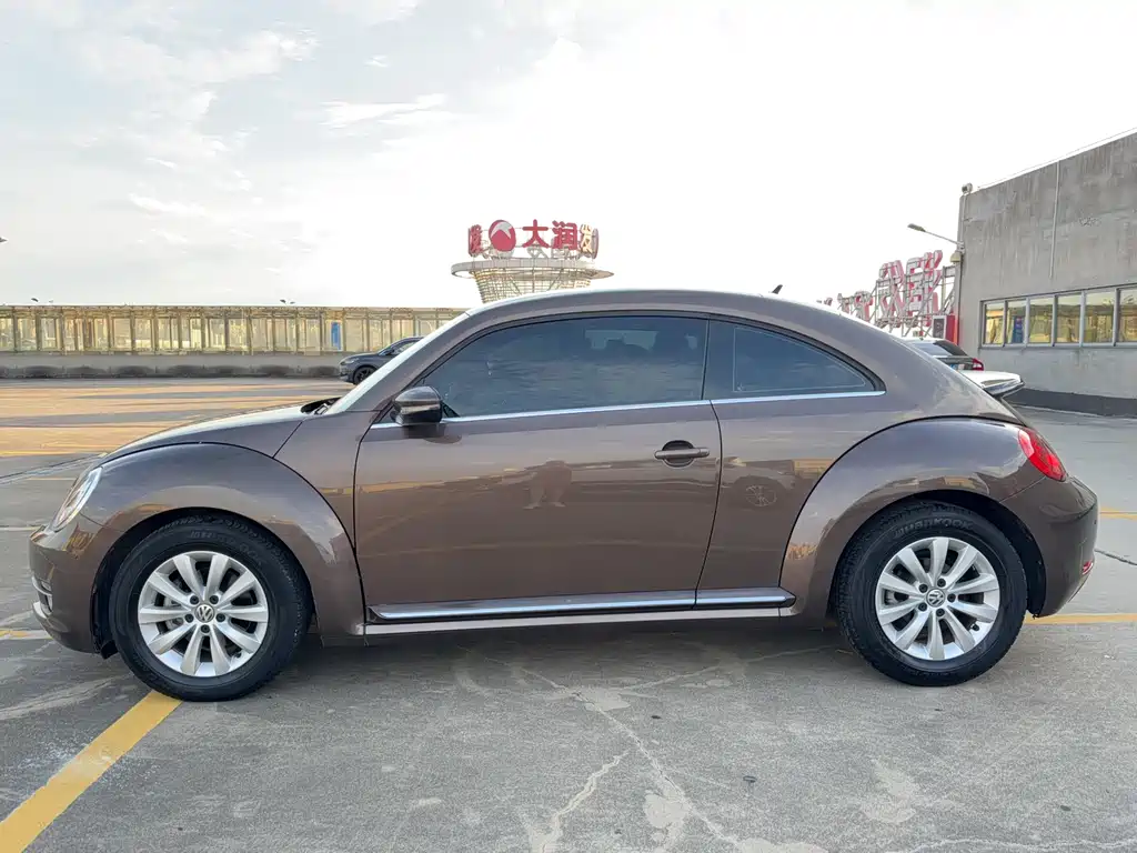 Volkswagen Beetle 2014