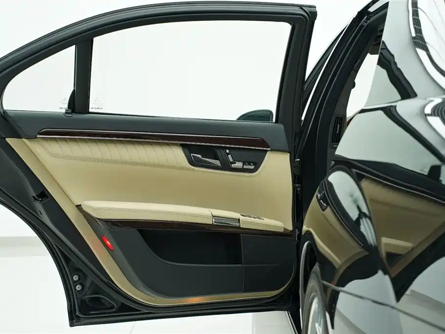 Mercedes-Benz S-Class 2008 — фото 12