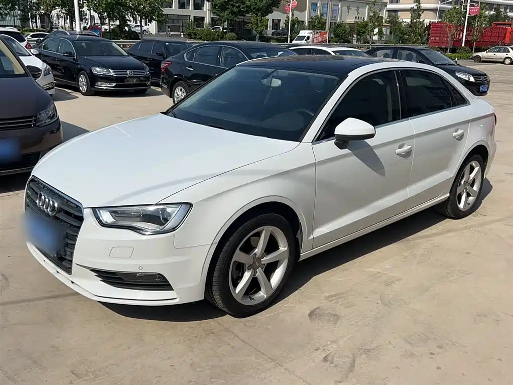 Audi A3 2014 — фото 2