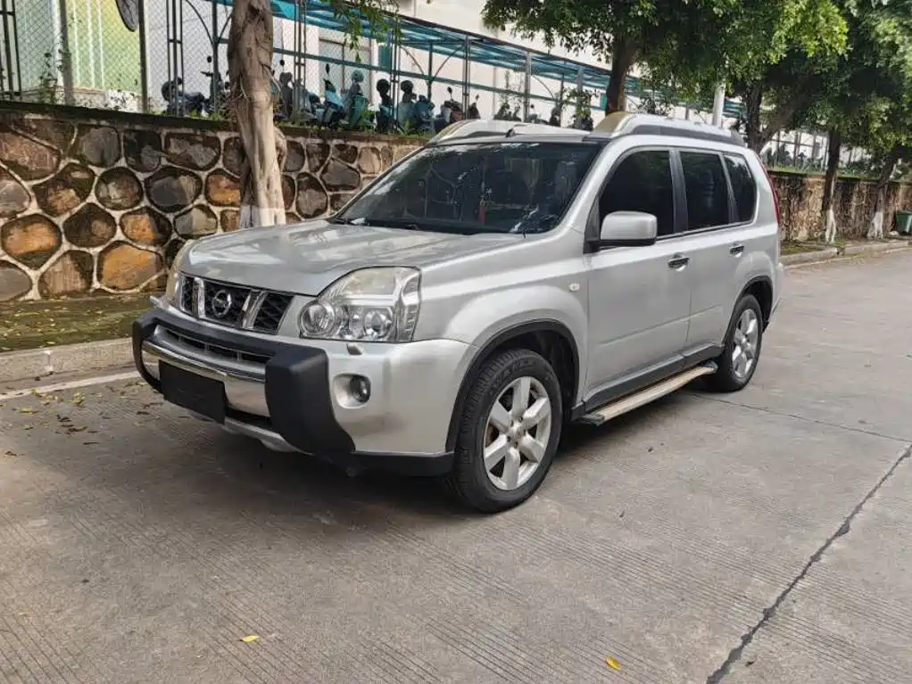 Nissan X-Trail 2010
