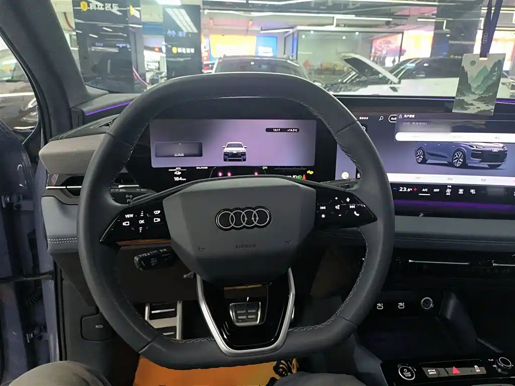 Audi Q6L e-tron 2025 — фото 11