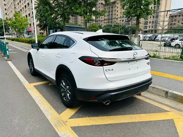 Mazda CX-4 2020