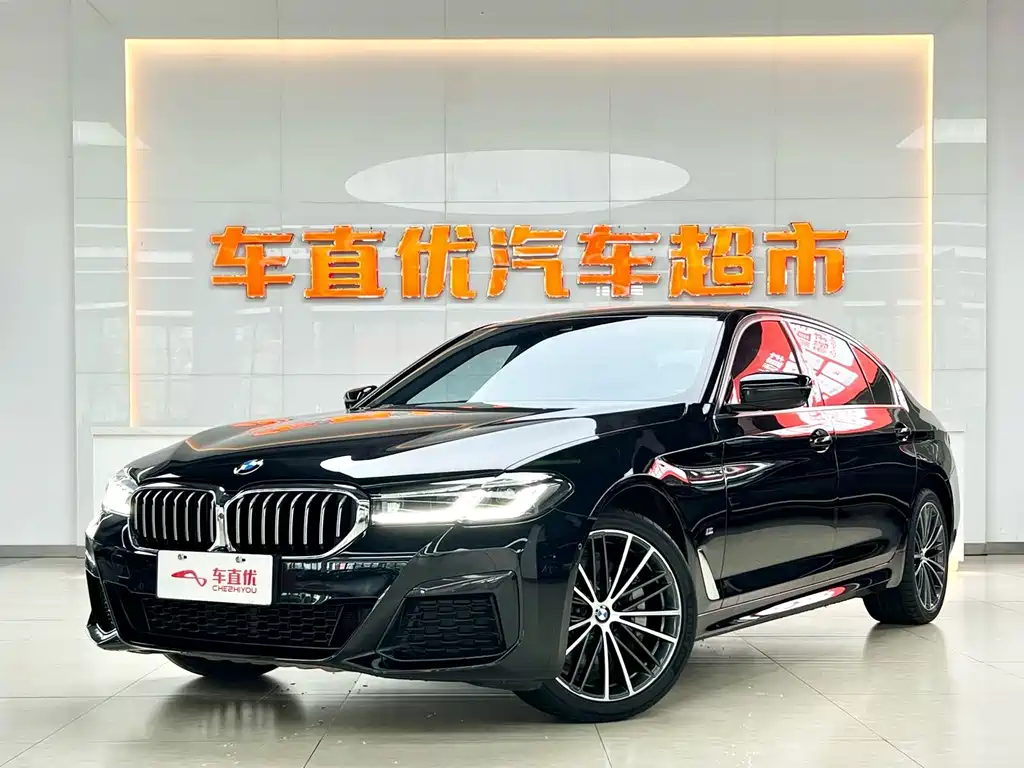 BMW 5 Series 2022 — фото 1