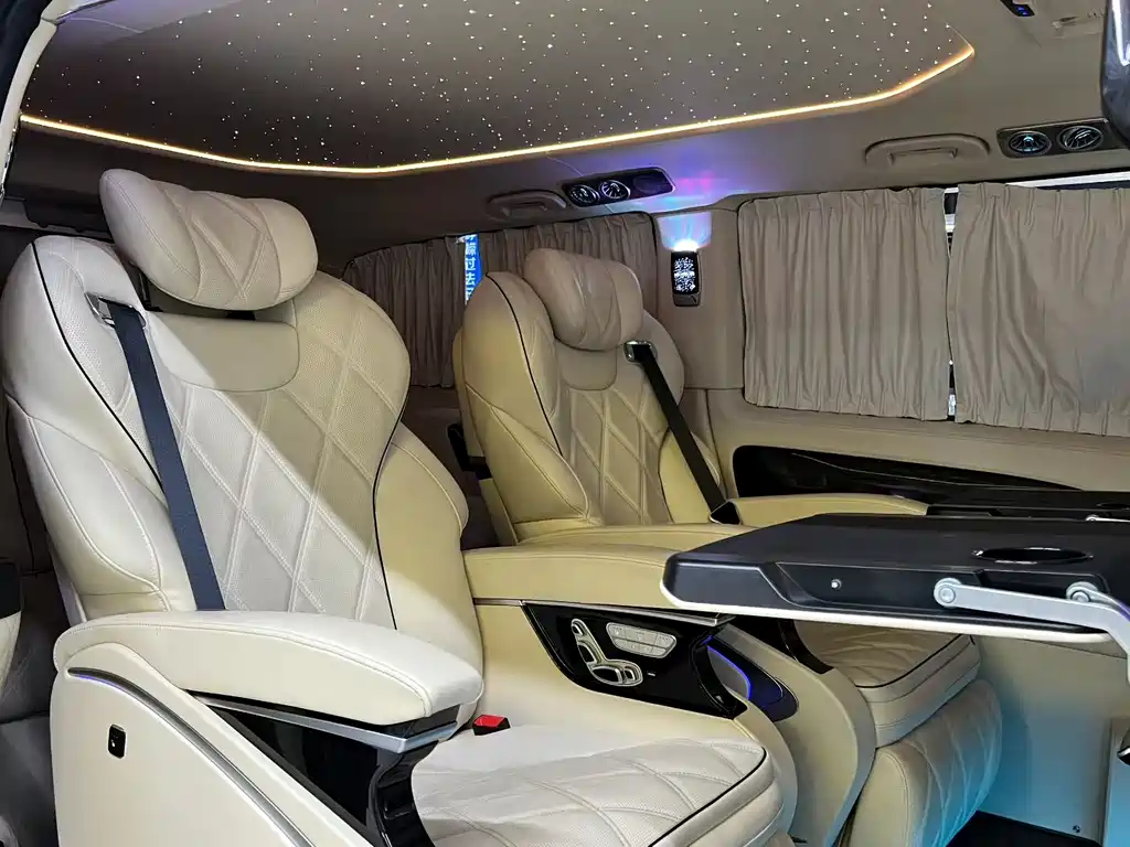 Mercedes-Benz Vito 2023 — фото 4