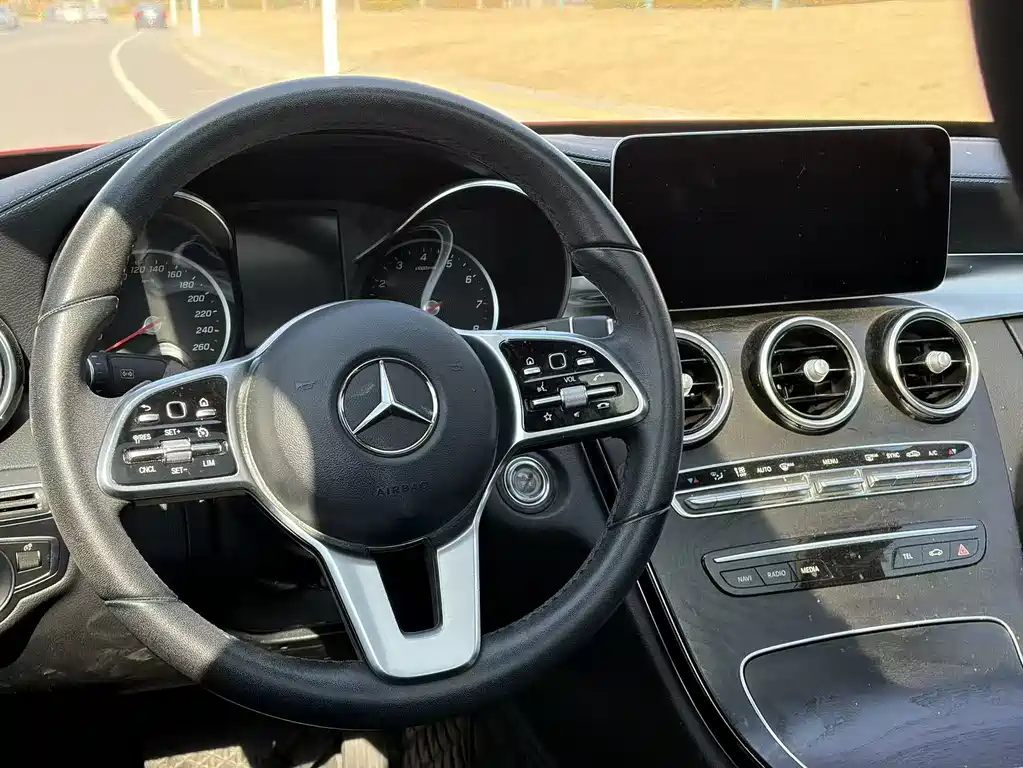 Mercedes-Benz C-Class 2019 — фото 14