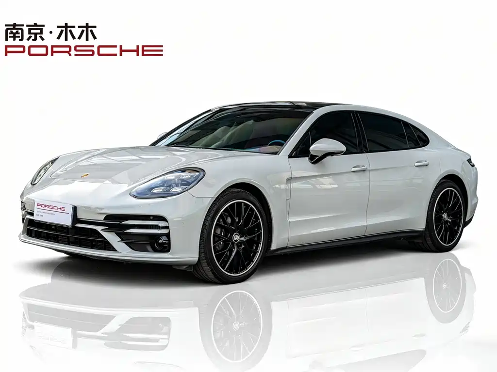 Porsche Panamera 2022