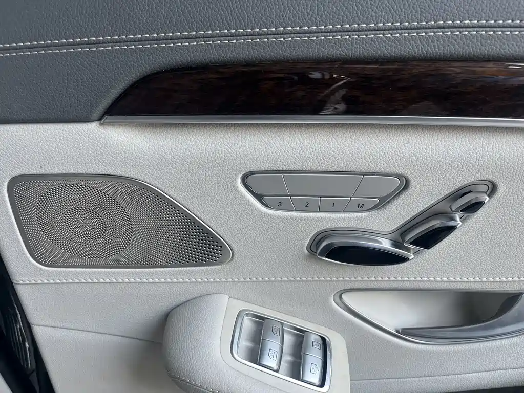Mercedes-Benz S-Class 2016 — фото 16
