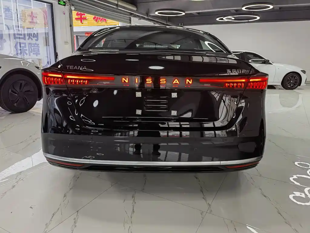 Nissan Teana 2026