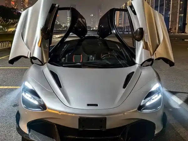 McLaren 720S 2017